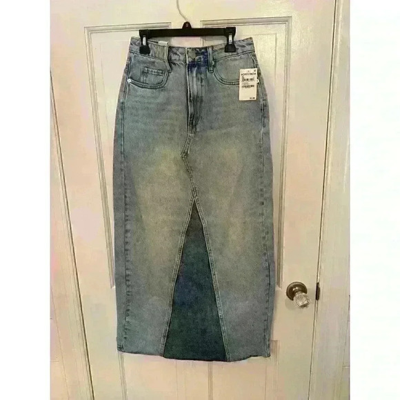 Blank NYC Denim Maxi Skirt size 25 NWT - Picture 1 of 5